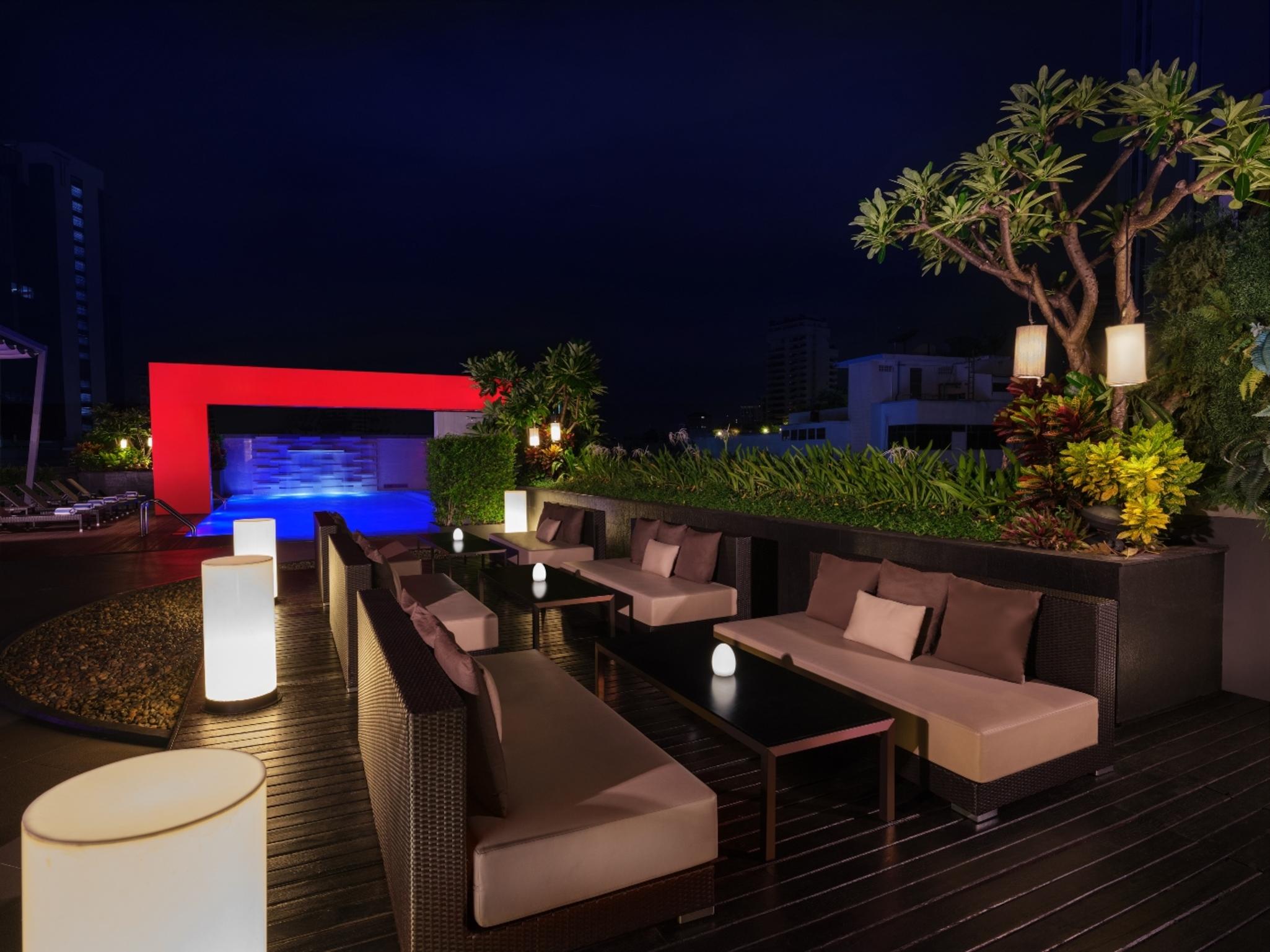 Four Points By Sheraton Bangkok, Sukhumvit 15 Екстер'єр фото
